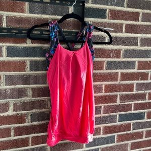 Lululemon workout top. Great support In bra!